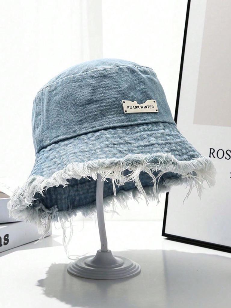 Women Sunscreen Casual Bucket Hat With Silver Letter Badge And Frayed Brim, Suitable For Travel And Shopping Outfits Music Fest
