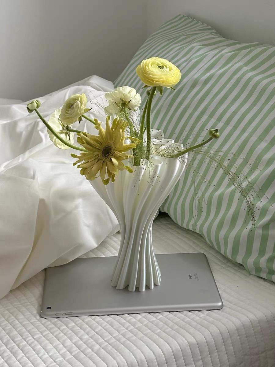 

Creative Art Flower Bucket Lines 3D Printing Ins Vase Advanced Light Luxury Flower Utensils Living Room Decoration