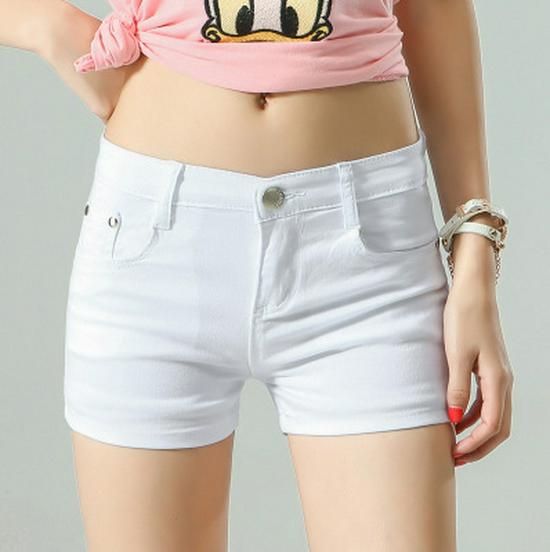 

Candy-Colored Women s Elastic Body-Shaping Denim Shorts - Trendy, Slim-Fit, and Versatile for Any Occasion. Size 27 (2 ft) белый