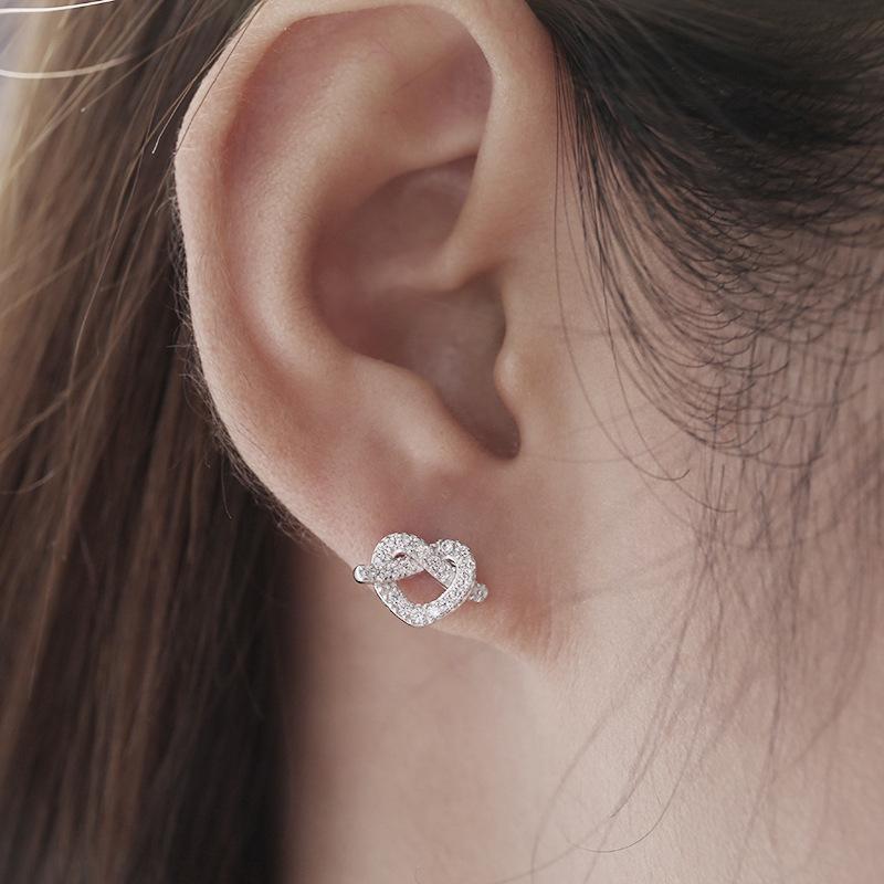 Ohrringe Koreanischer Stil Temperament Vielseitig Damen Geometrische Form Liebesohrringe Ohrringe Neuer Trend