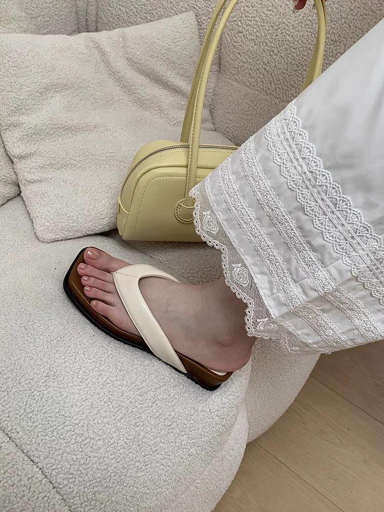 

2025 summer new fashionable versatile silver square slippers women wear thick-soled heightening pinch foot cool slippers 40