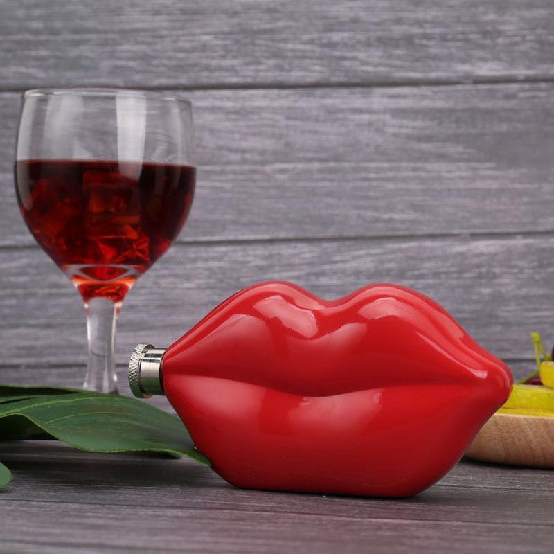 Hip Flask Red Lips Shape 5oz Food Grade Stainless Steel Alcohol Whiskey Bottle Gifts Drinkware Bridesmaid Flasks