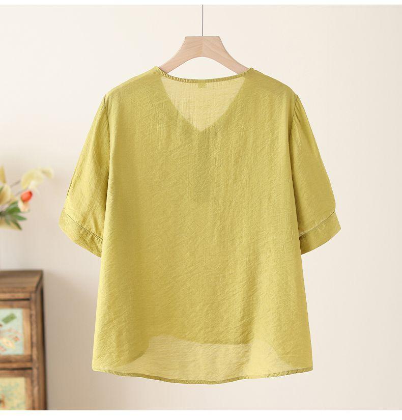 Women's Tencel Linen Embroidered Short-Sleeve Top & Pants Set for Summer - Middle-Aged Mother's Style.