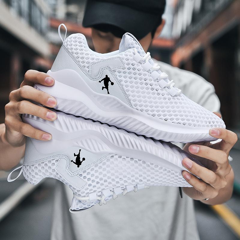 Summer breathable mesh surface lightweight running soft sole sports leisure hollow out non-slip soft sole fashionable shoes