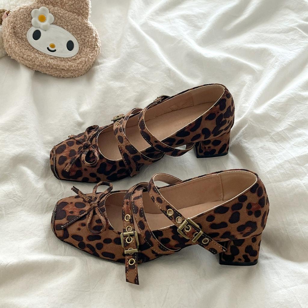 Small retro style leopard print thick heel Mary Jane shoes women's 2025 autumn and winter new square head high heel light mouth single shoes
