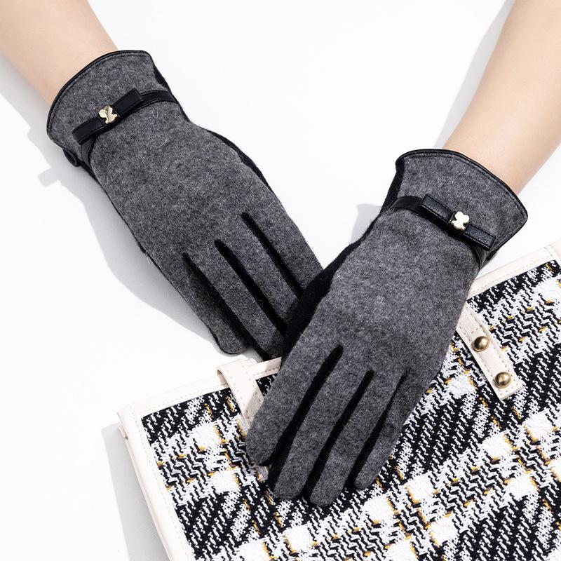 Woolen and Lambinie Gray black Women's Warm Gloves Fashionable Commuting and Business Warm Full Finger Gloves