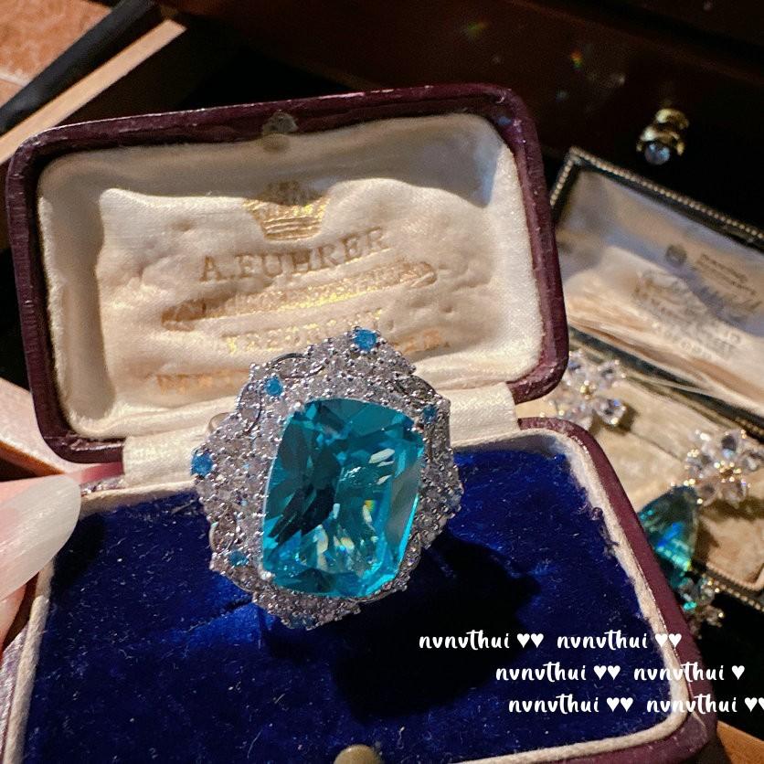 

Серьги-капли Рейкьявика, Счастье богатой женщины, Покрытие 18-каратным золотом, Серне-голубые серьги с цирконами в форме капли.