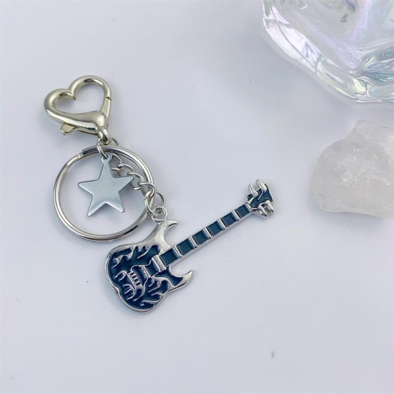 Elegant Full Rhinestones Metal Guitar Keychain Star Charm Keyring Pendant for Music Lovers and Fashion Enthusiasts