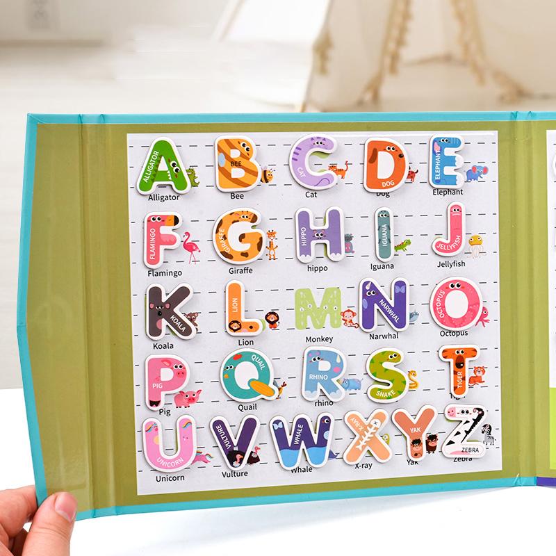 Montessori Busy Quiet Book Angličtina Magnetická písmena Párovací cvičení Karta Puzzle Hry na hláskování Vzdělávací hračky pro raný vývoj dětí Dárky