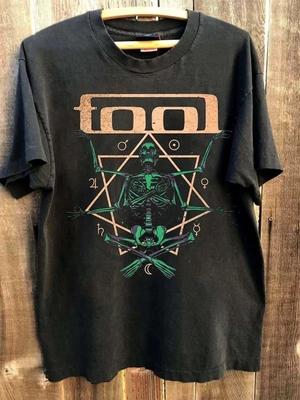 Vtg Tool rock metal band tour muziek korte mouw zwart klassiek T-shirt