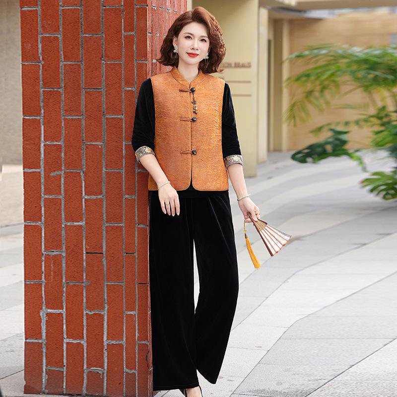 

2026 Elegant Autumn Two-Piece Set for Middle-Aged Women - Stylish and Casual 4XL (135-145 jin)