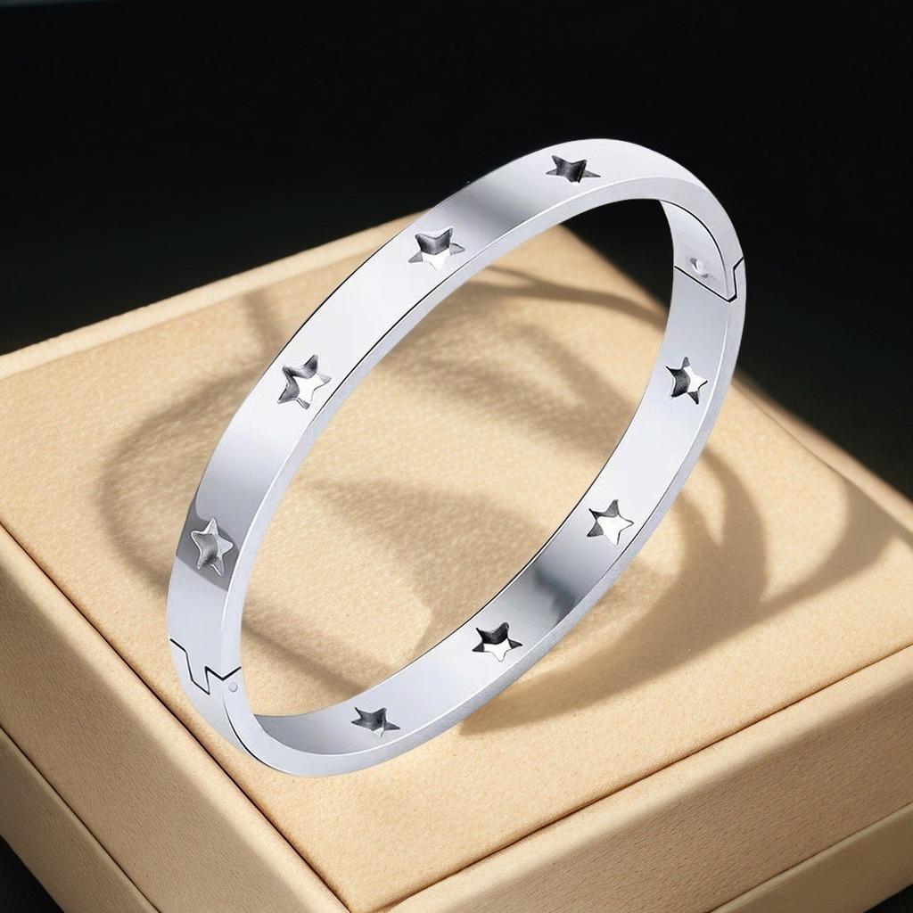 Bracelet Girls Niche Titanium Steel Jewelry Premium Sense Ins Wind Nail Opening Jewelry