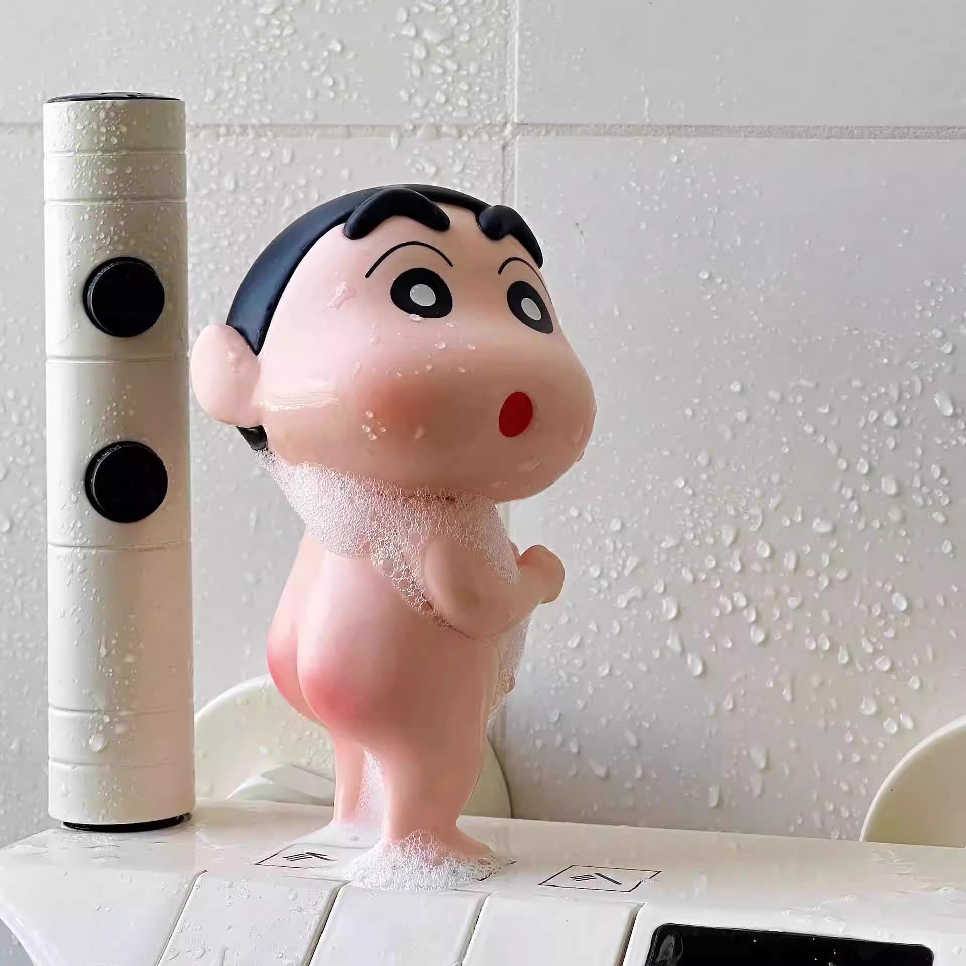 

Shin-chan Bath Figurine: Cute Bathroom Ornament & Trendy Toy Gift