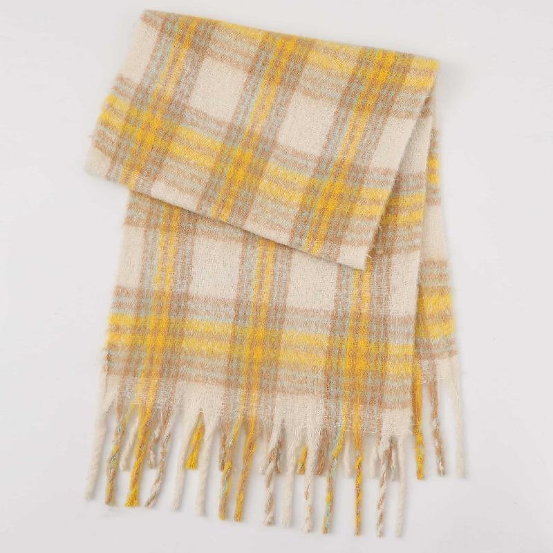 New England Christmas red plaid scarf women's fashion versatile warm circle yarn fringed scarf skin-friendly and thicker