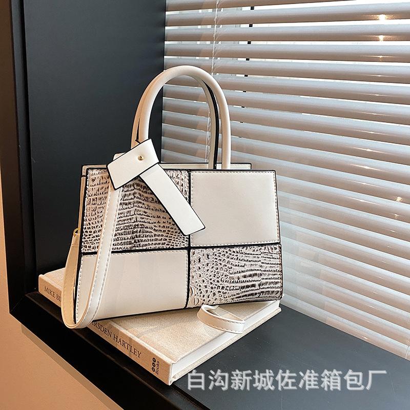 Crossbody Bag Women's Versatile New Small Square Bag Women's Handbag Large-capacity Shoulder Bag Trend