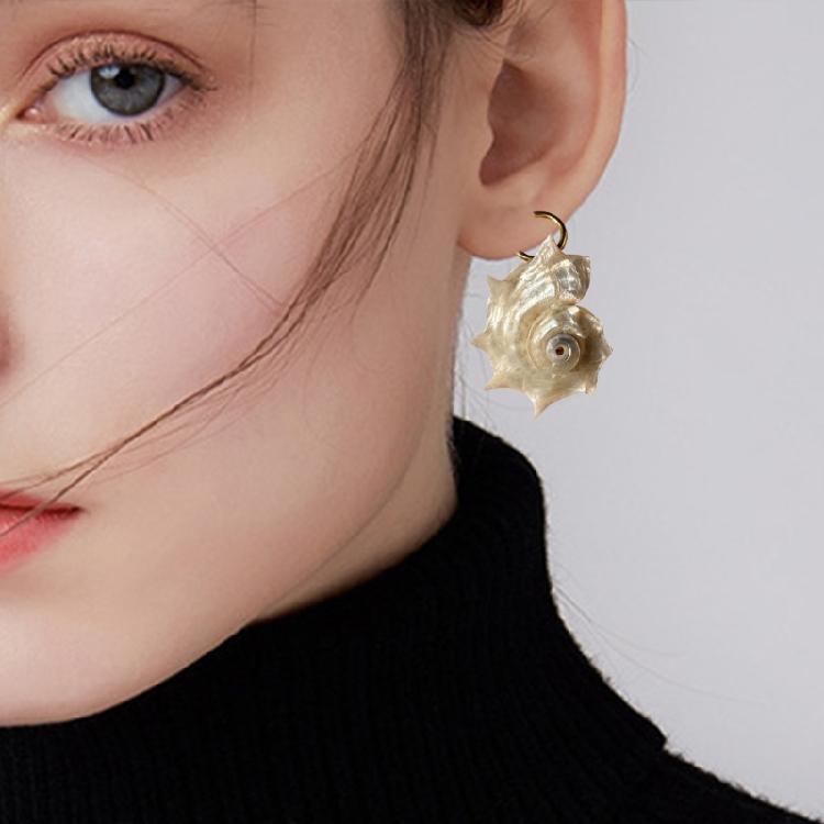 Handcrafted Spiny Shell Earrings Lightweight Pair Unique Patterns Versatile Styling Gift Shell Studs Earrings
