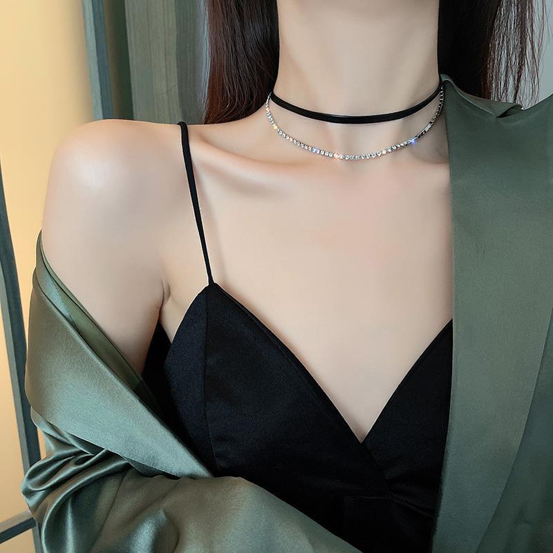 Black leather rope choker collar collarbone chain women's neck strap niche temperament neck accessories neck chain necklace