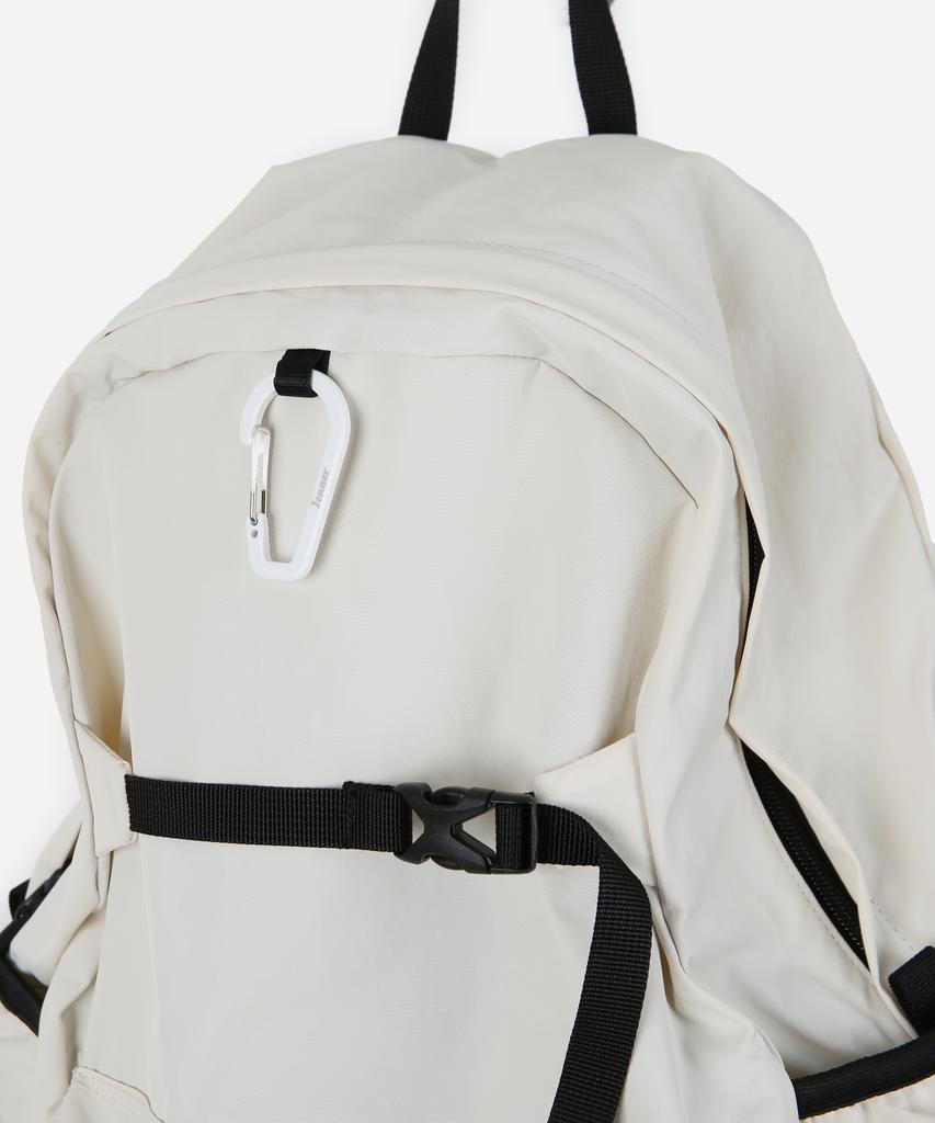 Jenner Light Recycled Nylon Backpack_Medium [Cream White]