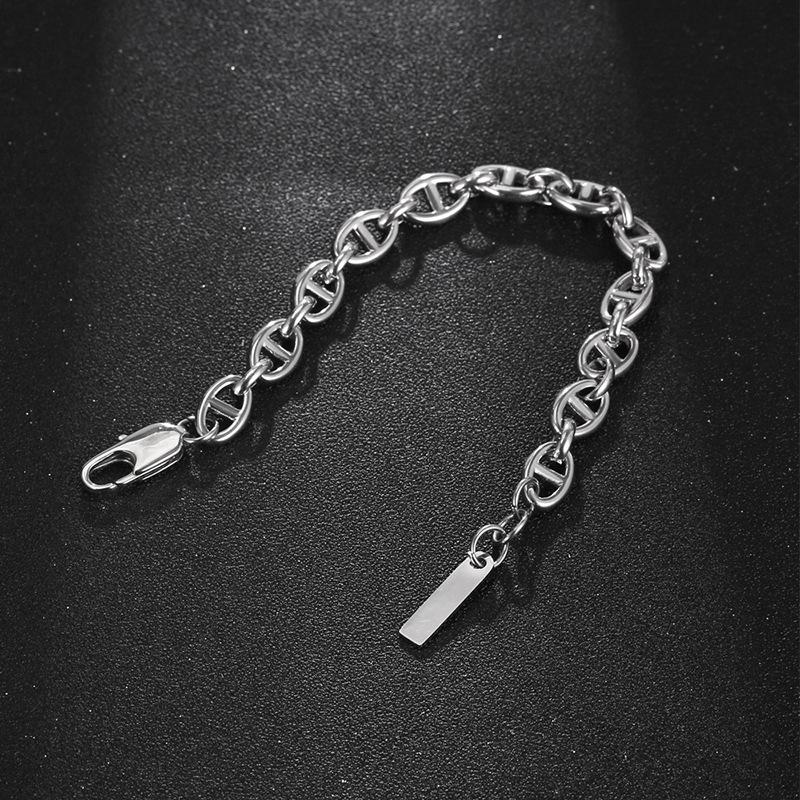 IMI Niche Trendy Buckle Bracelet: Unisex Titanium Steel, Simple & Versatile Korean Style YL425