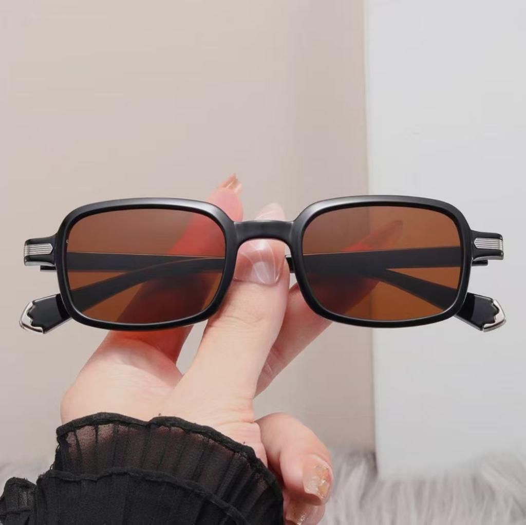 Fashionable Rectangle Shape Sun Glasses for Women Fashion Stylish Anti-reflective Ladies Sunglasses Driving Hiking Outdoor Sunglass