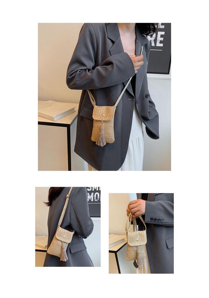 Artistic Pastoral Style Retro Straw Crossbody Bag with Key Holder and Phone Pocket - 2025 Trendy Casual Woven Design