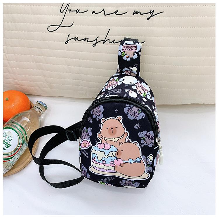 

Школьный рюкзак Капибара нагрудная сумка, мини-сумка для мальчика и девочки, на плечо кроссбоди рюкзак для мелочи чёрный