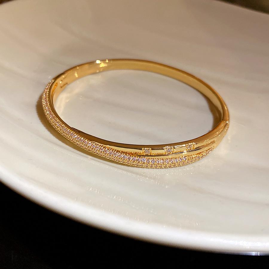 

18K Gold Plated Zirconia Cross Open Bangle - Elegant Bracelet for Women