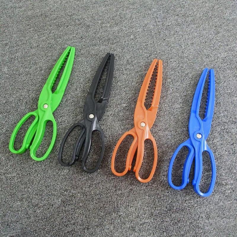

Lure Fishing Fish Grip & Pliers Set