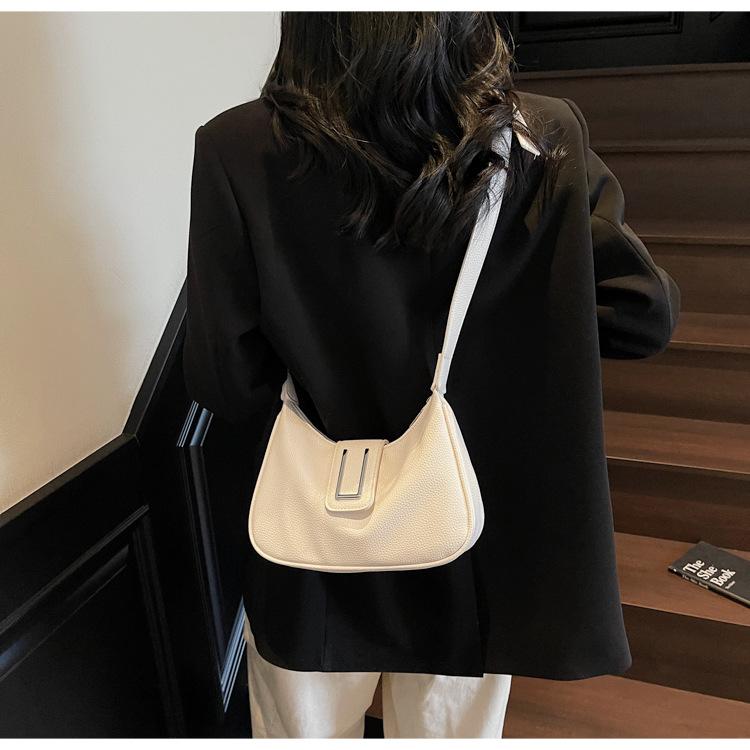 Fashion Solid Women's Shoulder Bag Artificial Leather Square Underarm Bags Ladies Handbags For Daily Used and Gift