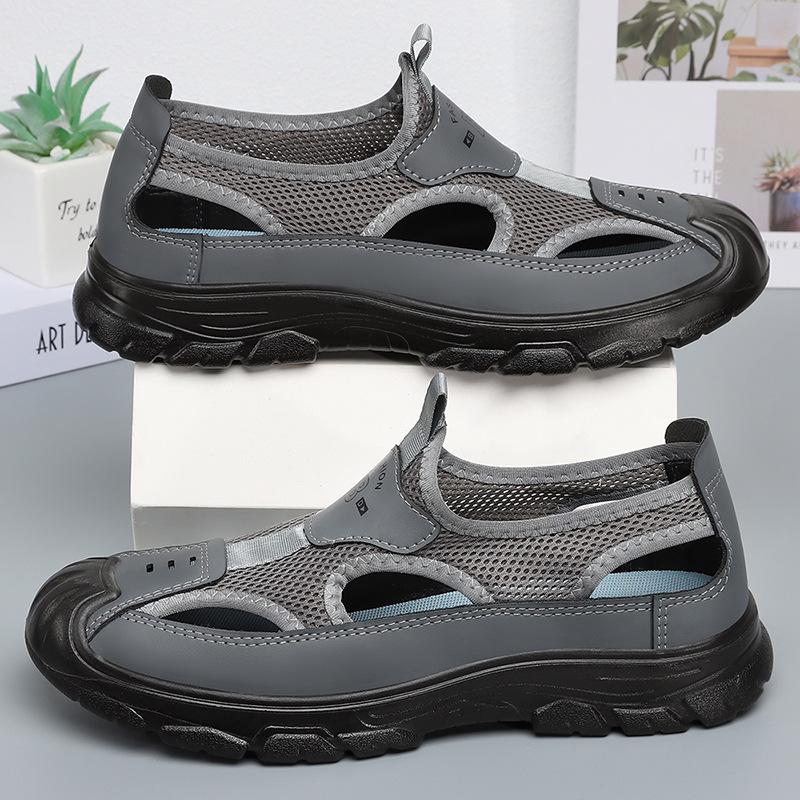 Men's Summer Sandals: Lightweight Outdoor Beach and Hiking Water Shoes
