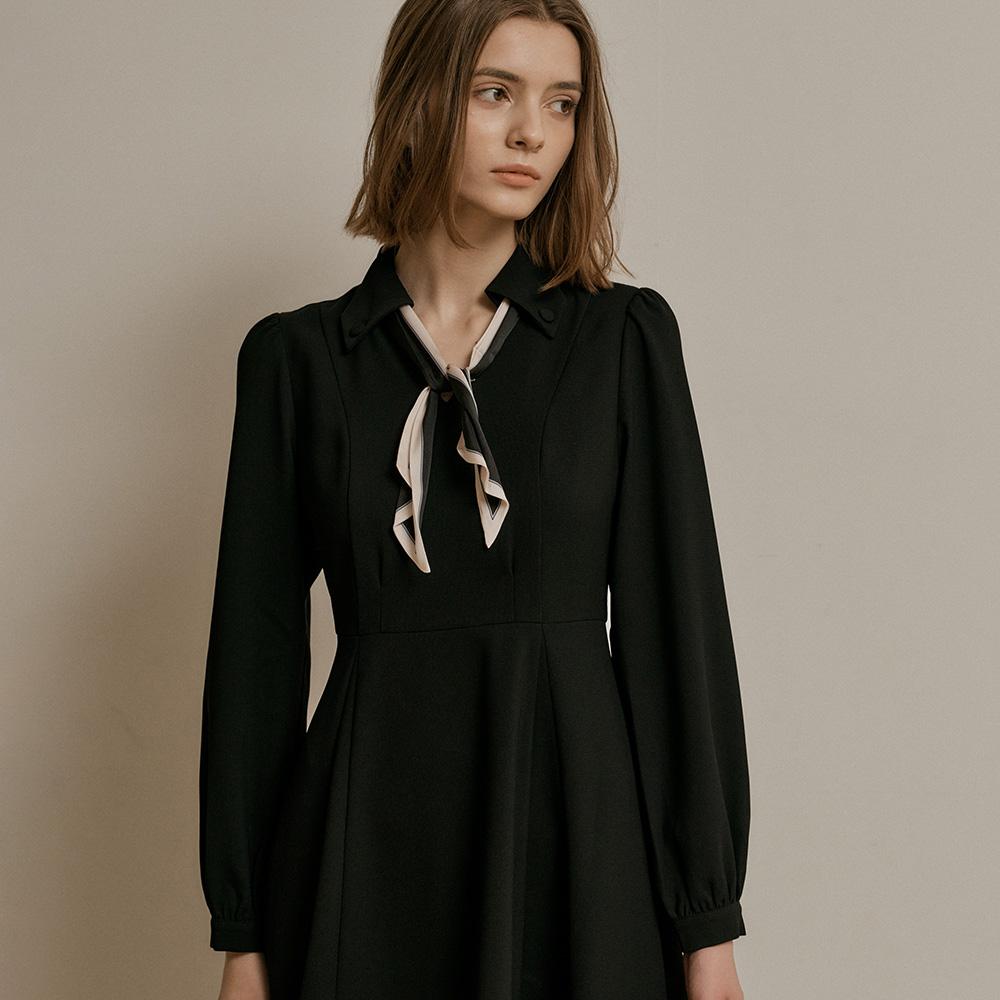 WEDNESDAY DELIGHT Wd_Designed Collar Button Dress