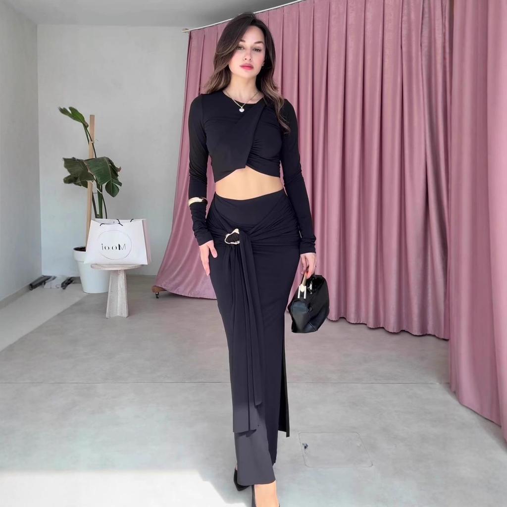 2025 Autumn Women's Round Neck Long Sleeve Top and Sexy Long Dress Set