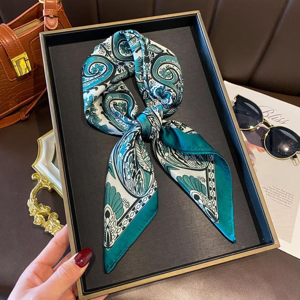 New small square scarf silk scarf women's summer versatile scarf headband silk scarf scarf temperament advanced neck protection spring and autumn thin