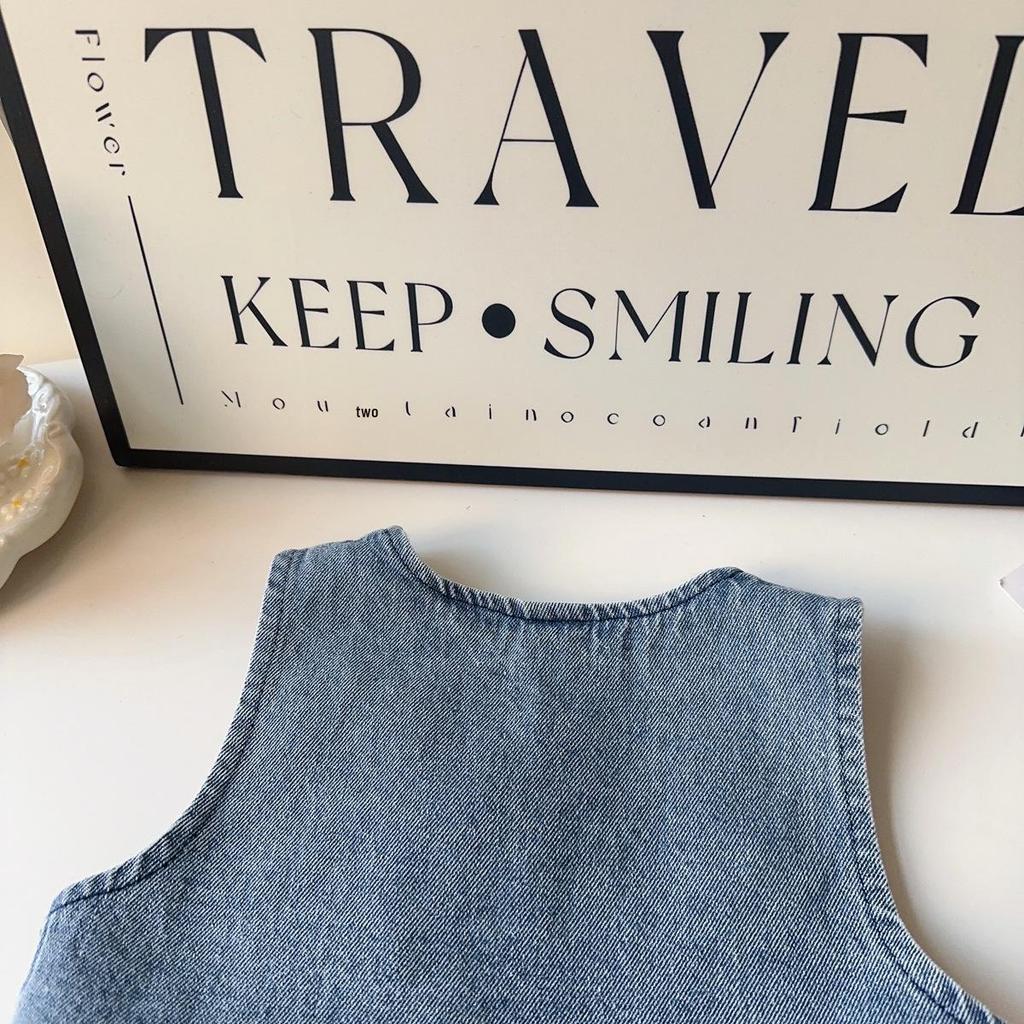 Mädchenmode-Set: Langärmeliges Hemd, Ärmellose Jeansweste und Lange Hose - Frühling/Herbst-Kollektion