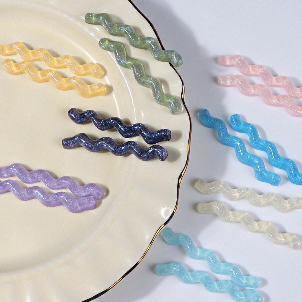 Glitter Resin Wave Hair Clip: Versatile Girly Style Accessory