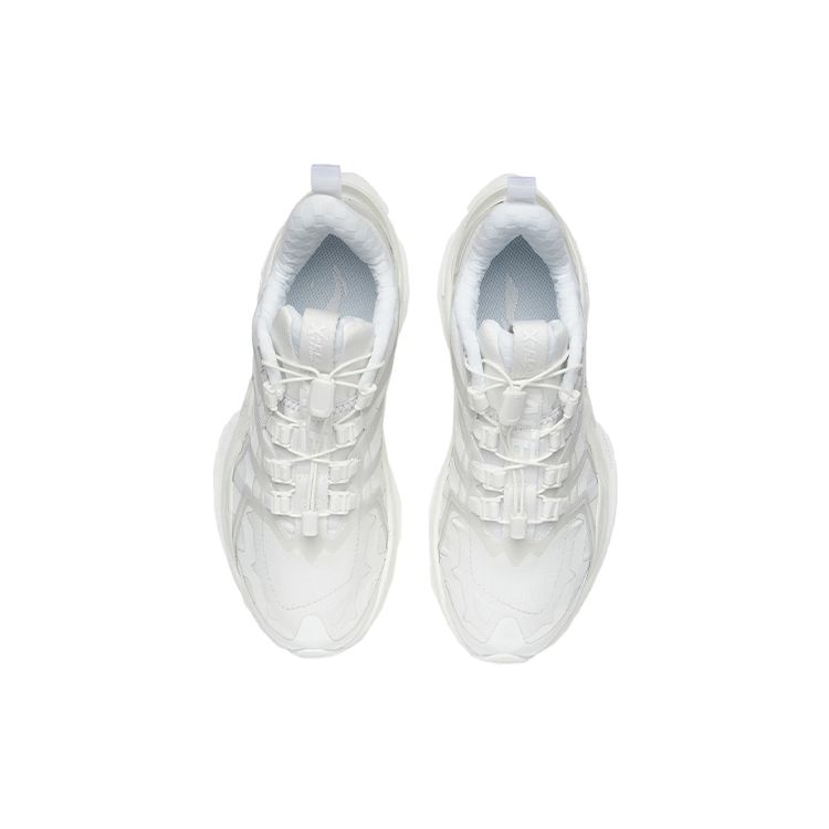 Li Ning Cat Paw X-Claw Ace Fabric Synthetic Leather Reflective Rebound Low-Top Running Shoes Women sneaker White ARYR018-1