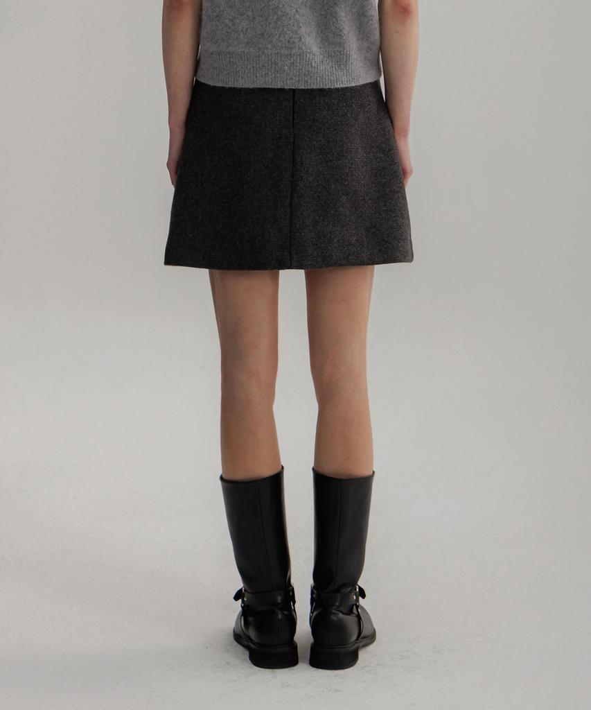 PANDORAFIT Pond Wool Short Skirt