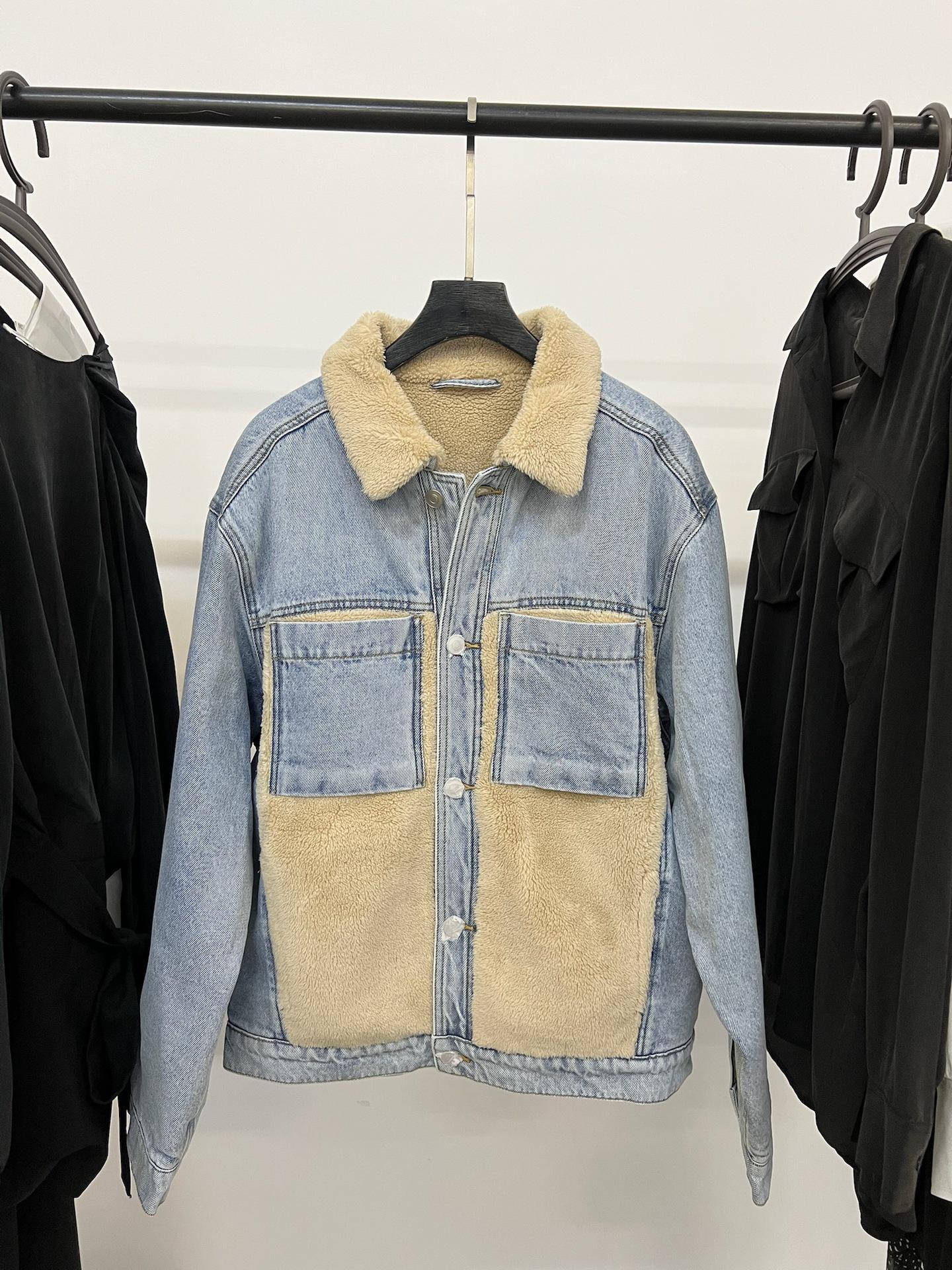 

Heavy-Duty Lamb Wool & Organic Cotton Patchwork Casual Denim Jacket Small