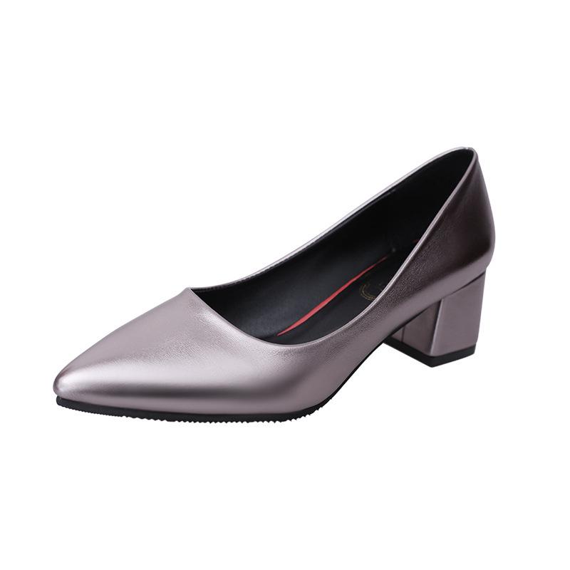 Autumn and winter 2019 new shallow single shoes women's fashion casual hundred, with medium heels, feet, pointed women's high heels