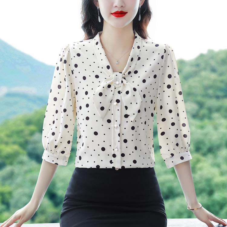 

Шелковая блузка с рукавом три четверти, женские свободные элегантные женские топы с бантом и V-образным вырезом, универсальная корейская модная винтажная рубашка в горошек M чёрный