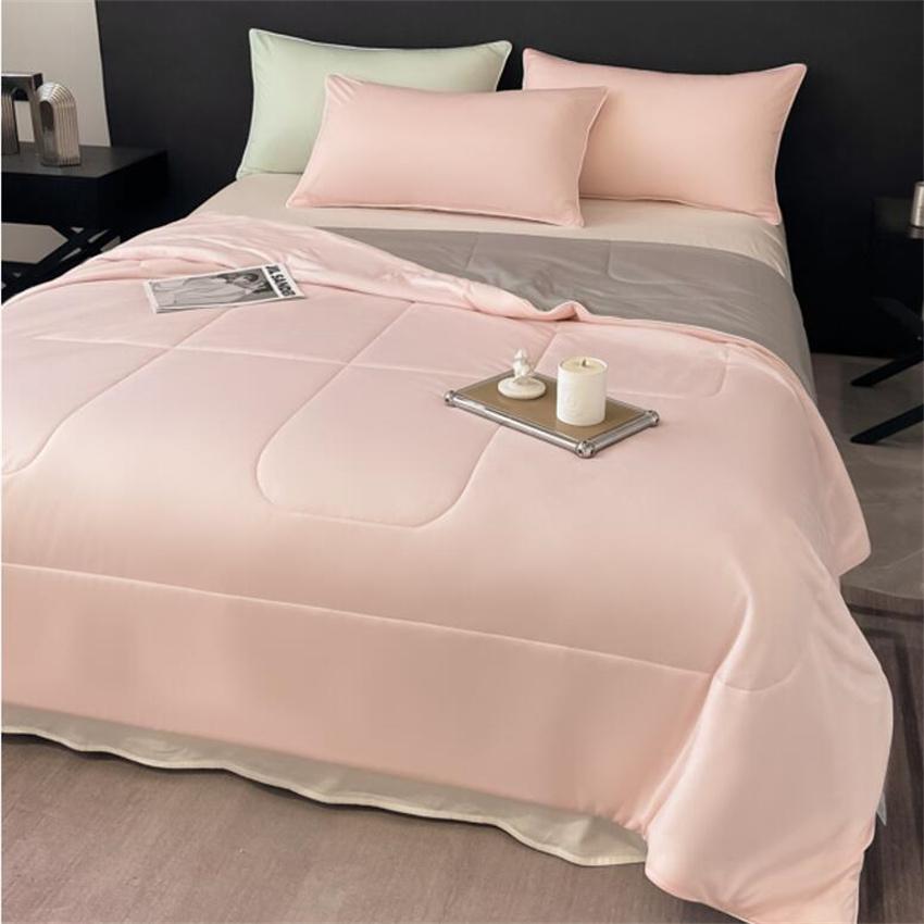 High Quality Cooling Comforter, Lightweight Smooth Air Condition Blanket Summer Quilt, Fluffy Soft Cold Touch Fabric Blanket