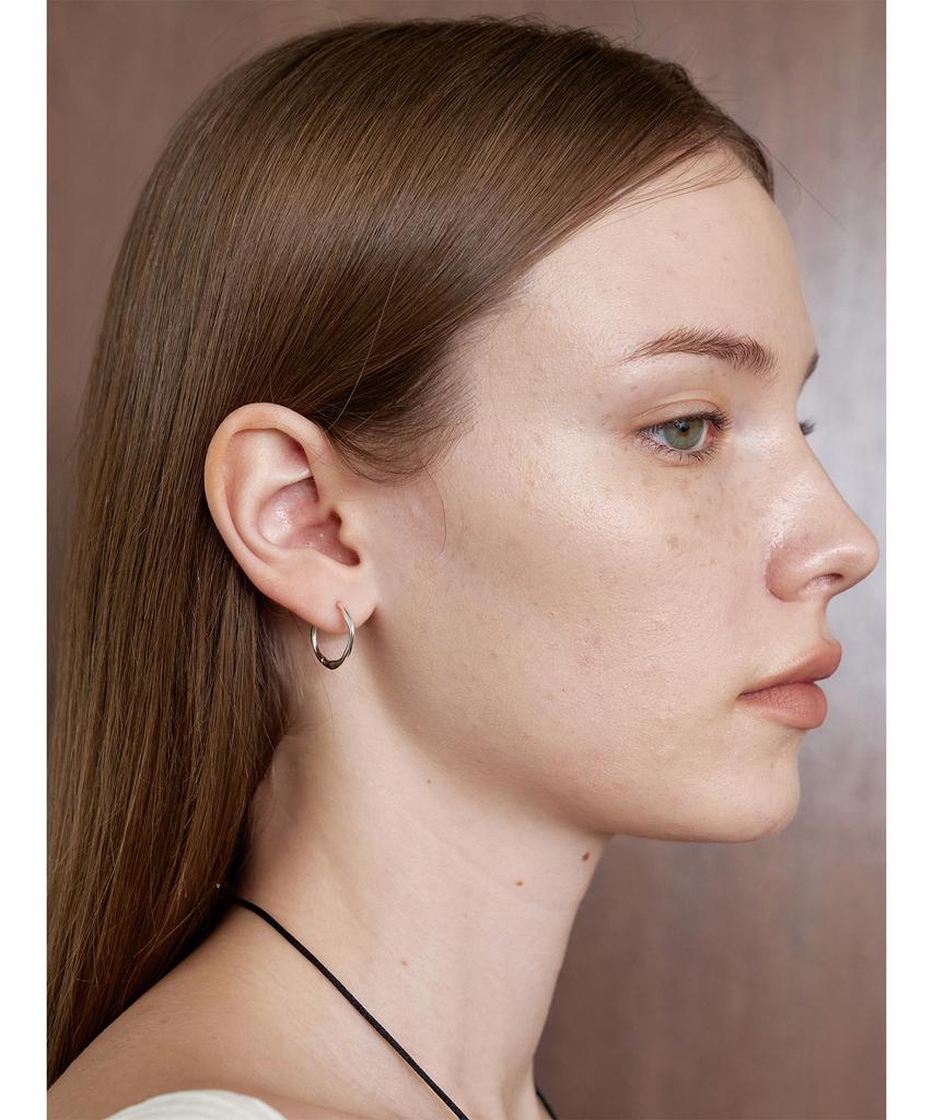 Tou At003 Wavy Line Hoop Earring