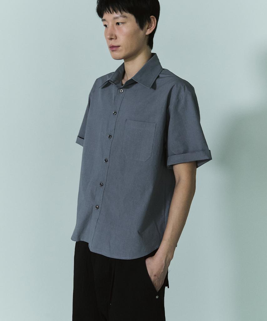 Beullusseonpeullawo Semi-Crop Formal Short Sleeve Shirt [Gray]