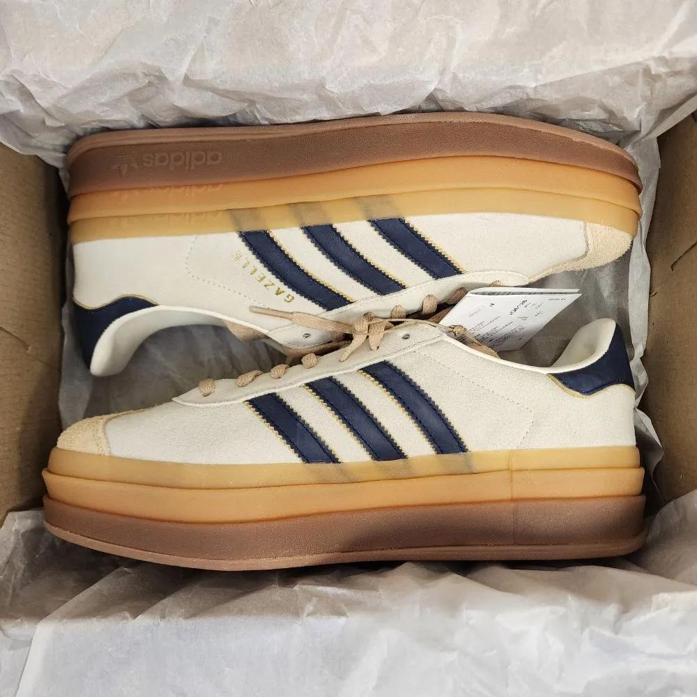 adidas Gazelle Bold Sneakers JQ5126
