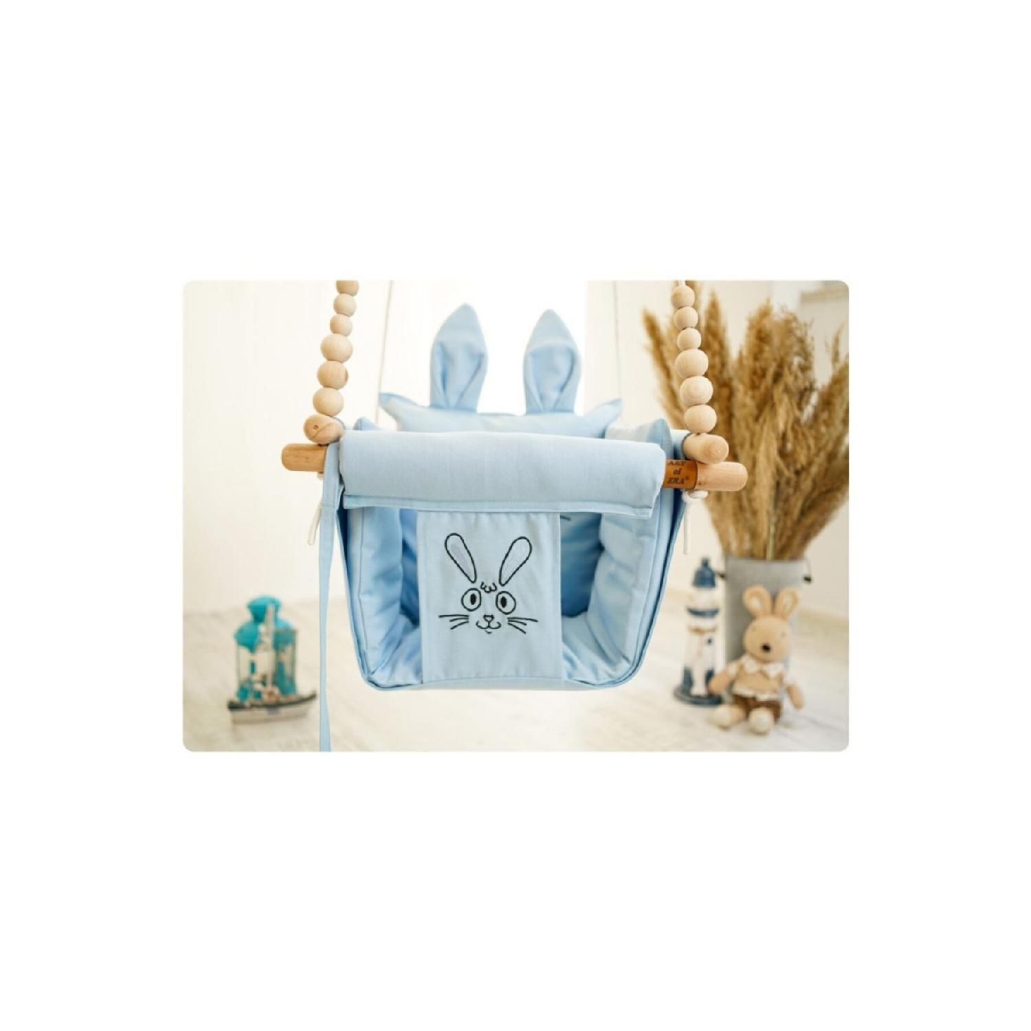 

Дитяча гойдалка Baby Blue з дерев яного кролика синій