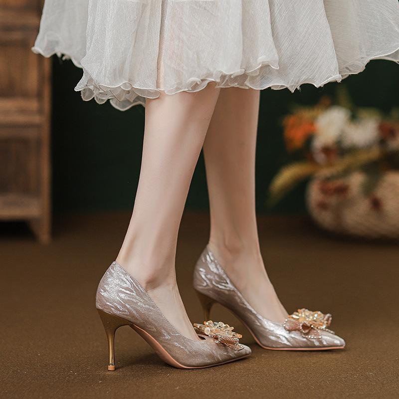 

French high heels Xiuhe wedding dress two wear not tired bride shoes light mouth thin heel daily can wear banquet dress shoes 34 шампанского