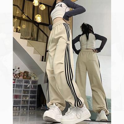 Faldas y pantalones para mujeres – Pantalones y bermudas