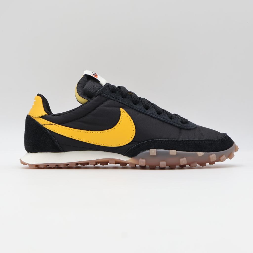IM8658-003 Nike Waffle Racer "Black/University Gold" (Men's)