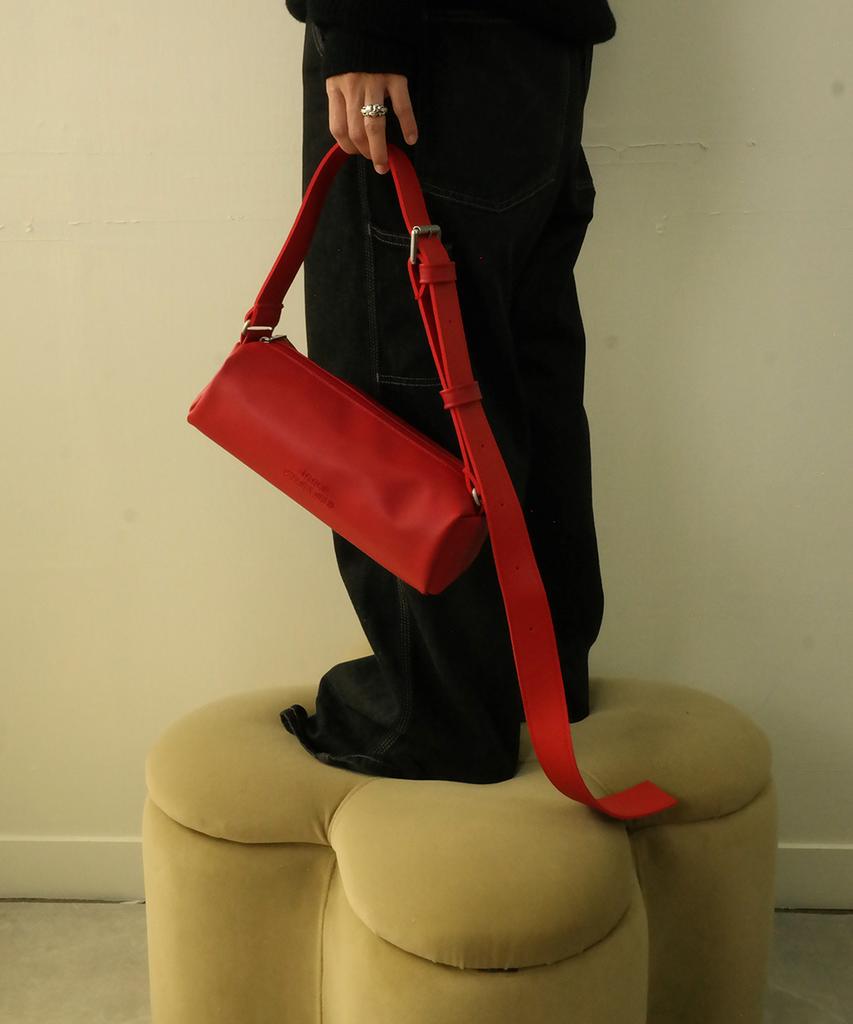 Inneq Chunky Buckle Air Bag Letter-Red