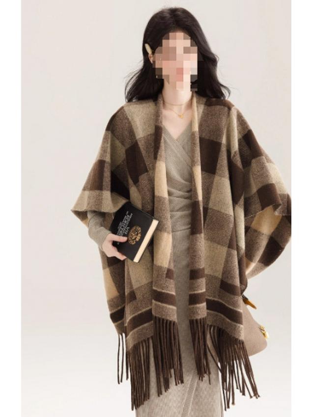 Yunnan Retro Tassel Shawl - Women's Autumn/Winter Cape Scarf for Travel & Vacation